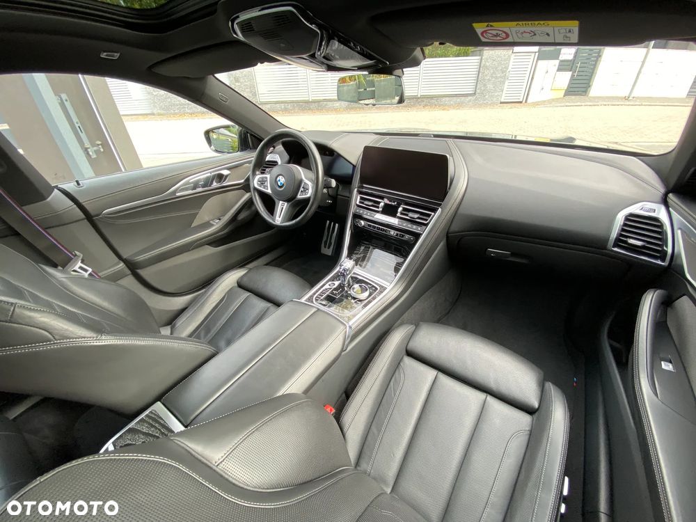 BMW Seria 8 M850i xDrive Gran Coupe - 28