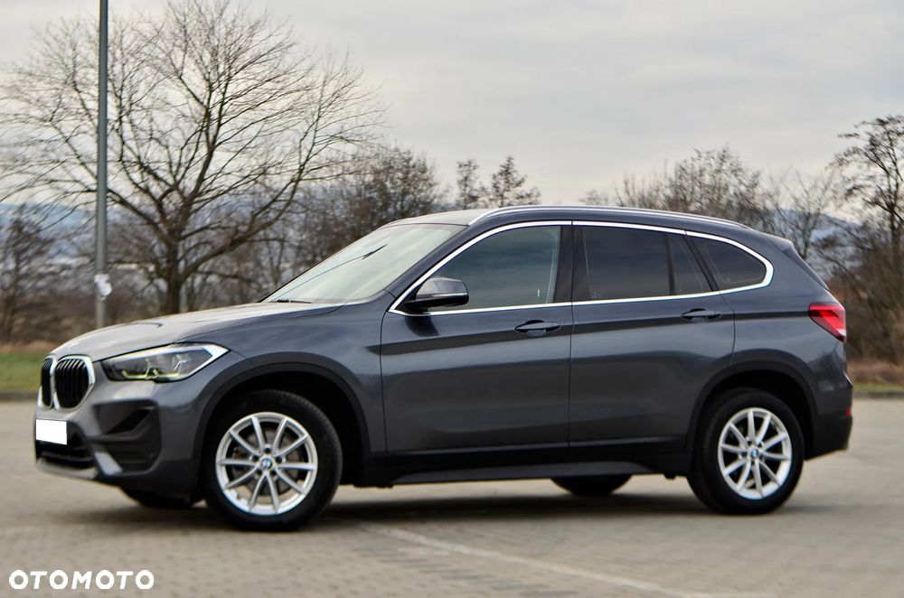 BMW X1 sDrive18d Business Edition - 3