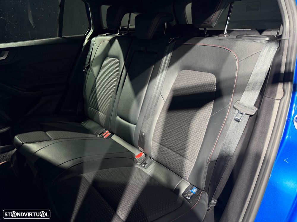 Ford Focus SW 1.0 EcoBoost ST-Line X - 50