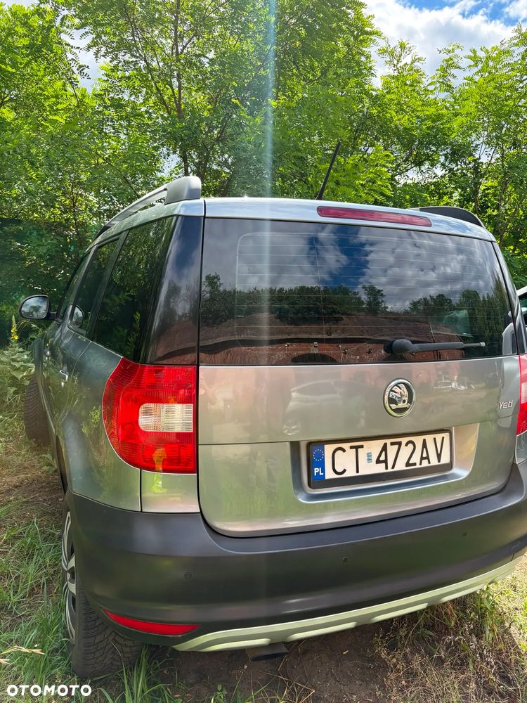 Skoda Yeti 1.2 TSI Ambition DSG - 6