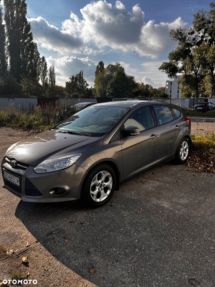 Ford Focus 1.6 Ambiente - 9