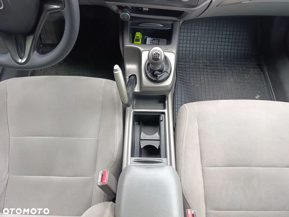 Honda Civic 1.8 Comfort - 37