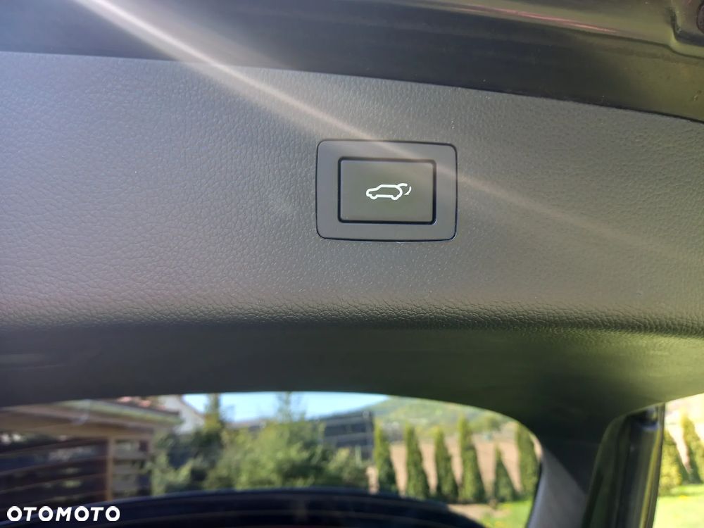 Hyundai i40 Kombi 1.7 CRDi Premium - 16