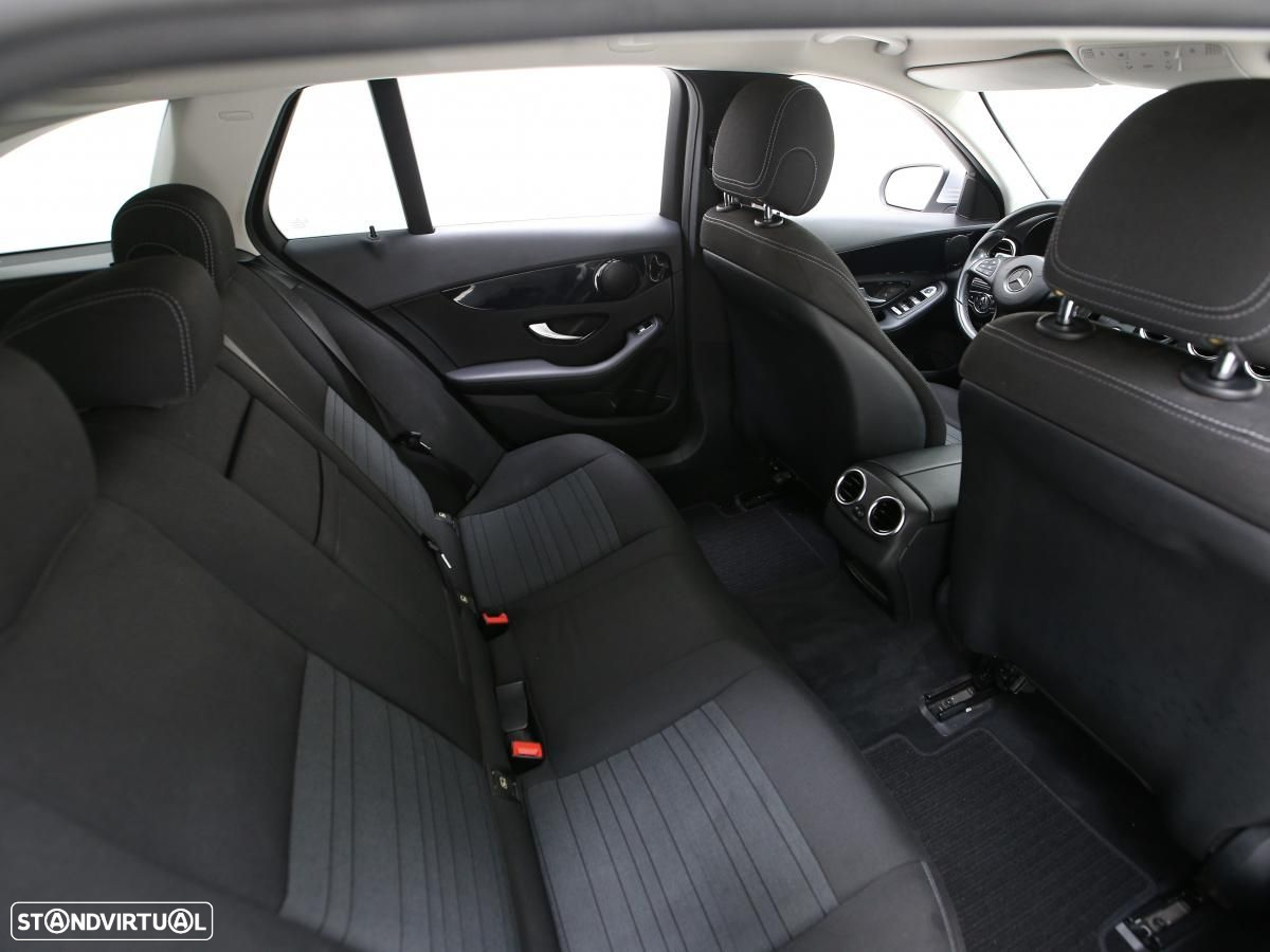Mercedes-Benz C 200 - 7