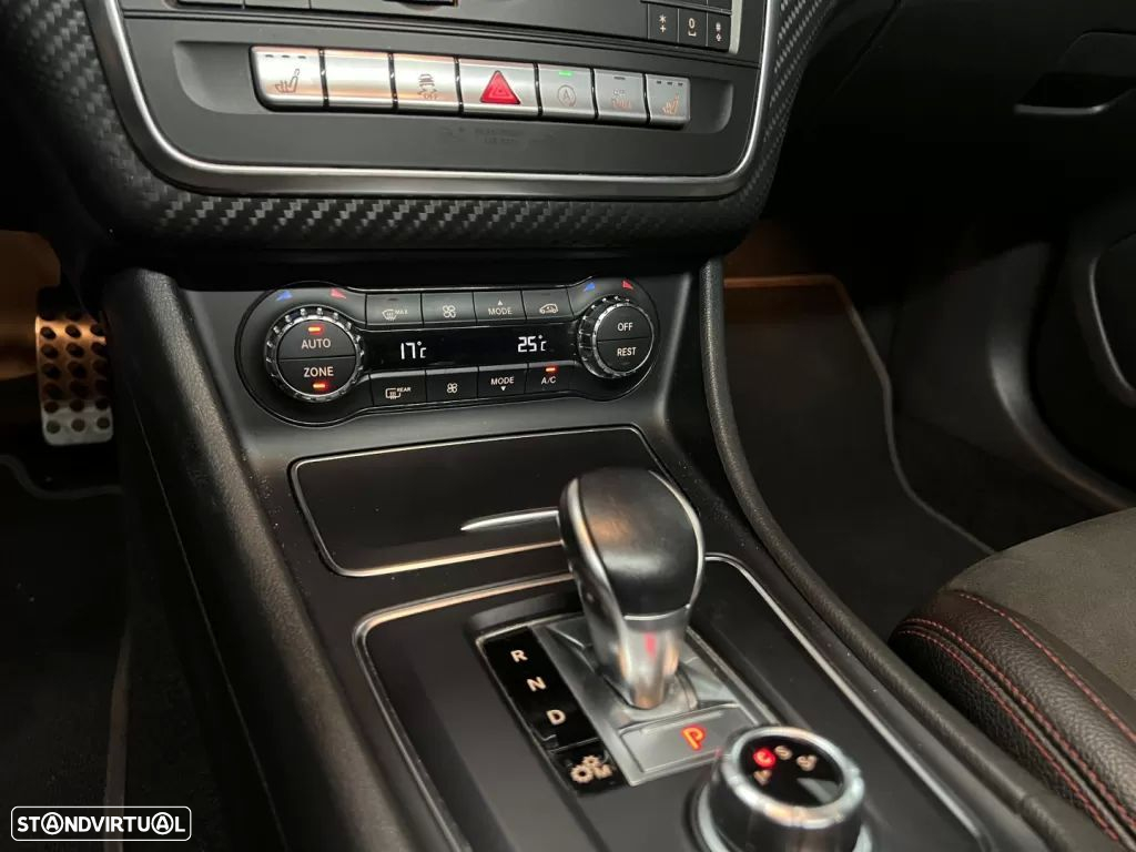Mercedes-Benz A 45 AMG 4Matic Speedshift 7G-DCT - 23