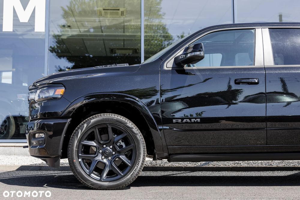 RAM 1500 Laramie Night Premium - 29