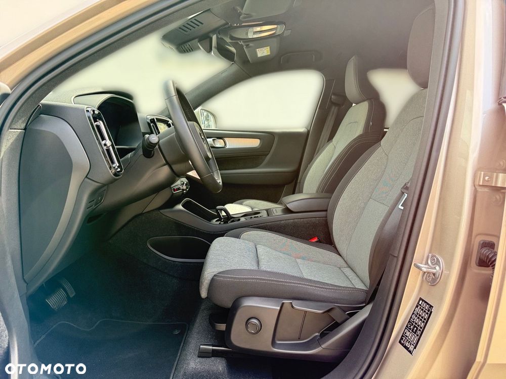 Volvo XC 40 - 12