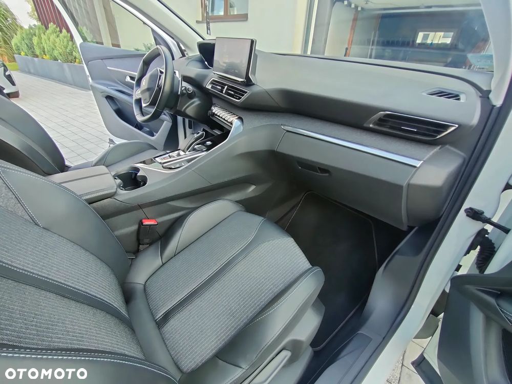 Peugeot 3008 1.6 PureTech Hybrid PHEV Allure Pack S&S EAT8 - 14