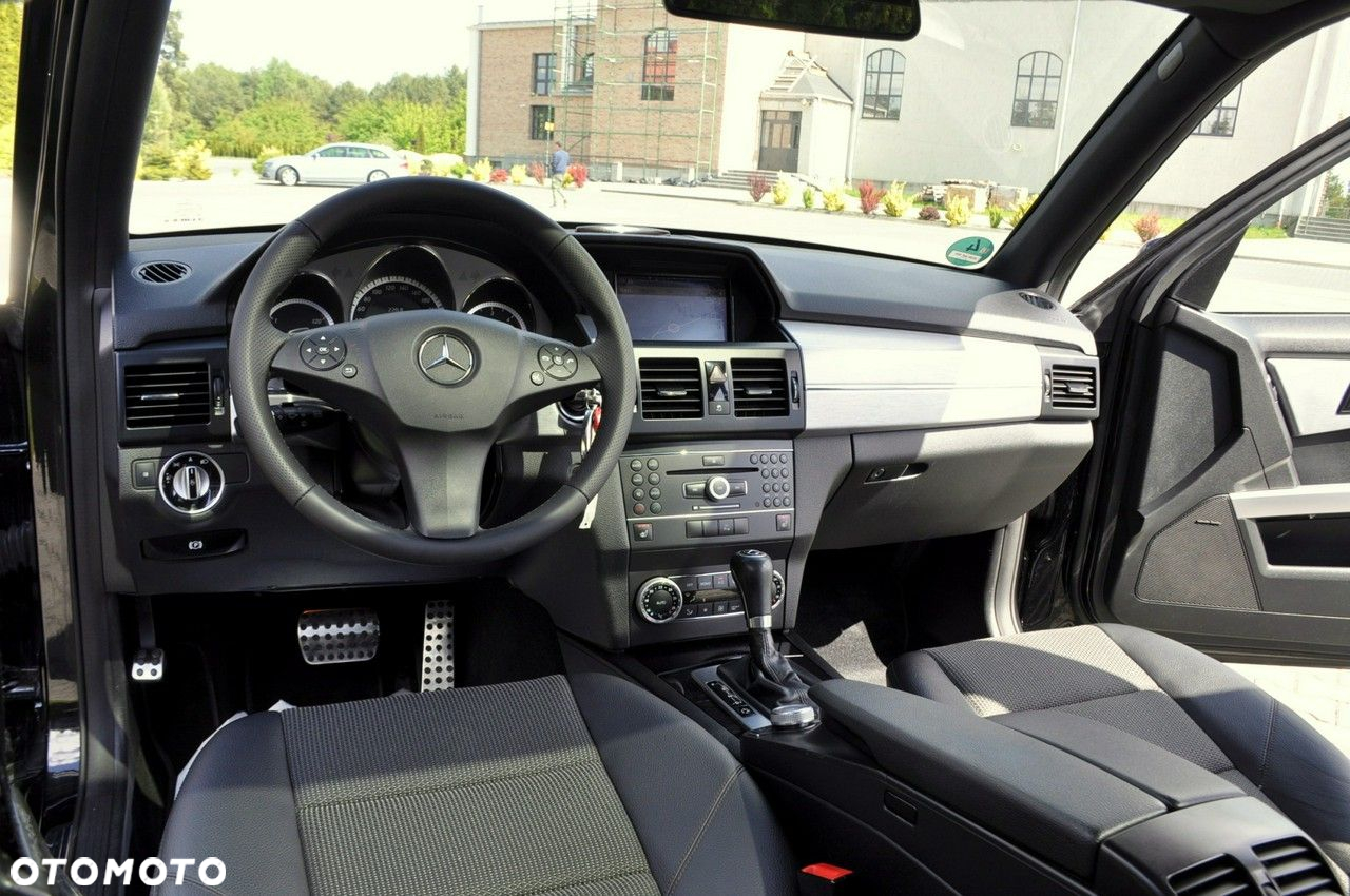 Mercedes-Benz GLK - 29