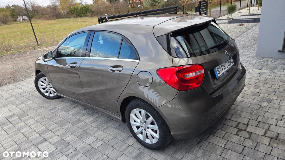 Mercedes-Benz Klasa A 180 (BlueEFFICIENCY) Style - 4