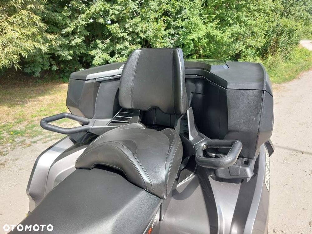 Can-Am Outlander Max - 9
