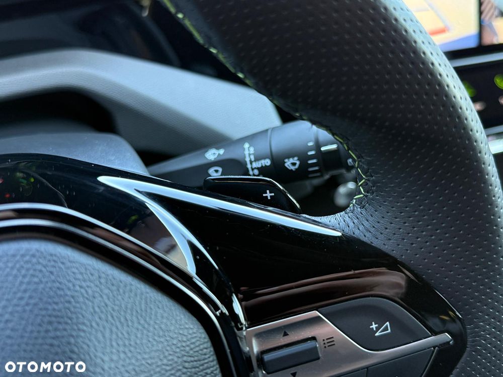 Peugeot 308 Hybrid 136 e-DSC6 GT - 18