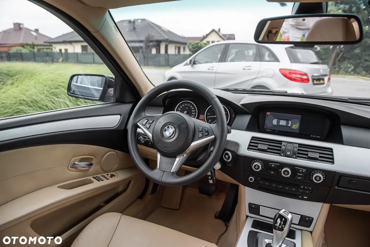 BMW Seria 5 - 25