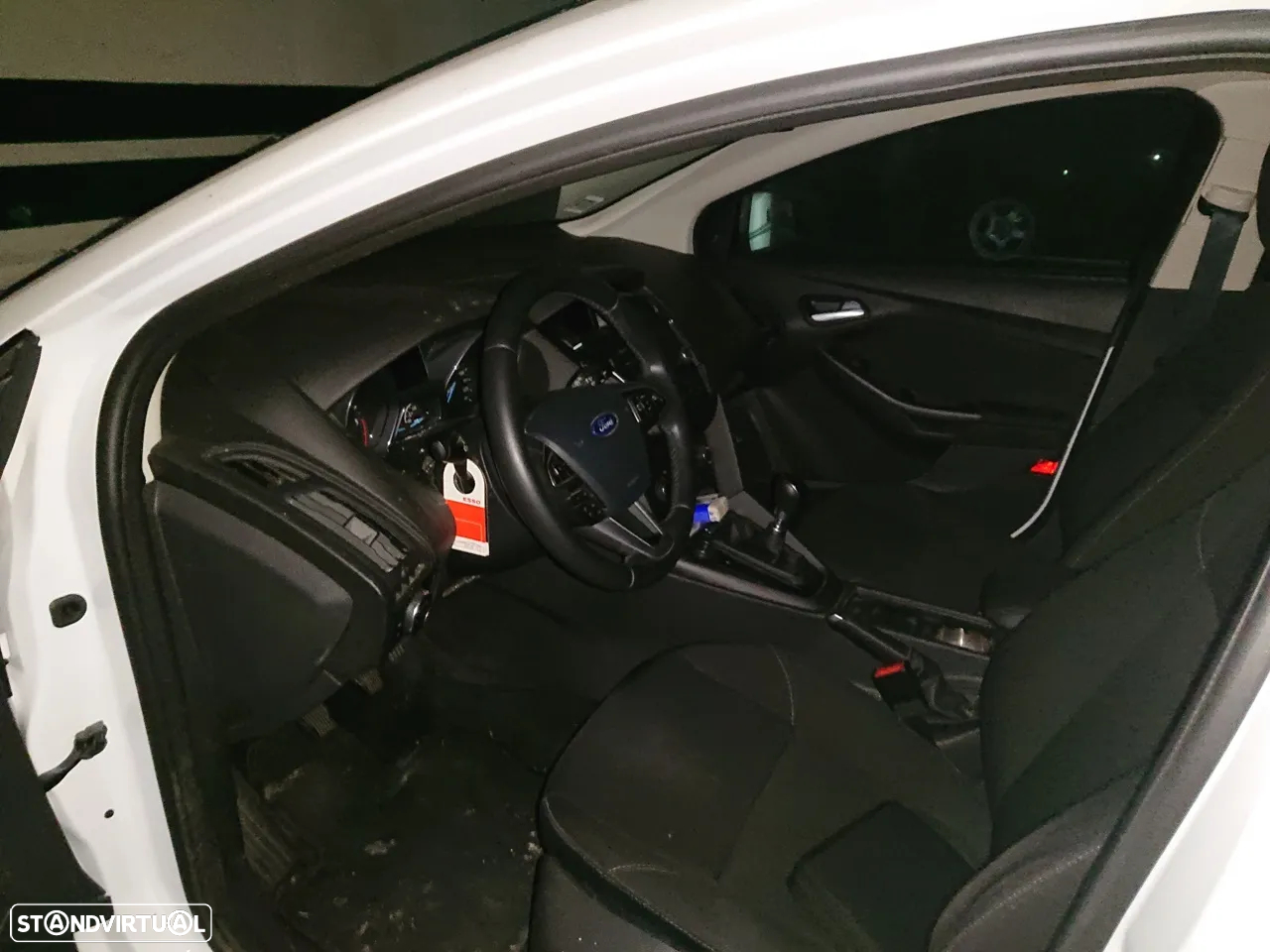 Ford Focus 1.5 TDCi Trend+ - 6