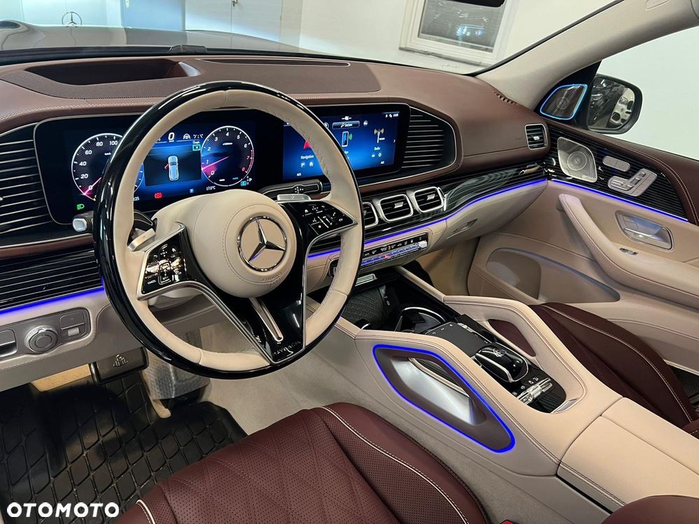 Mercedes-Benz Maybach GLS - 11