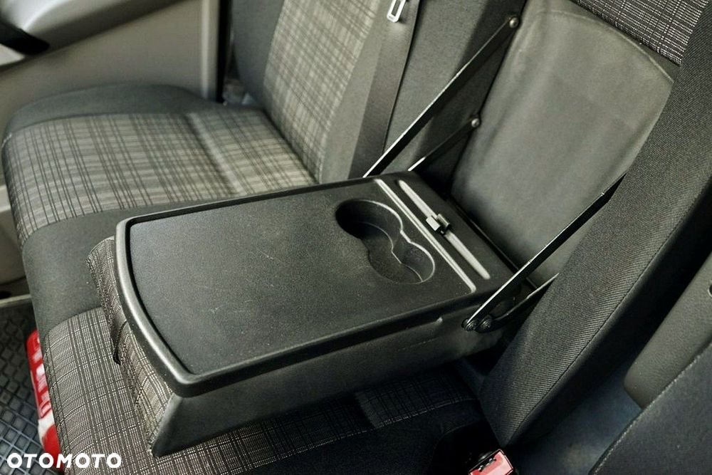 Mercedes-Benz Sprinter - 19