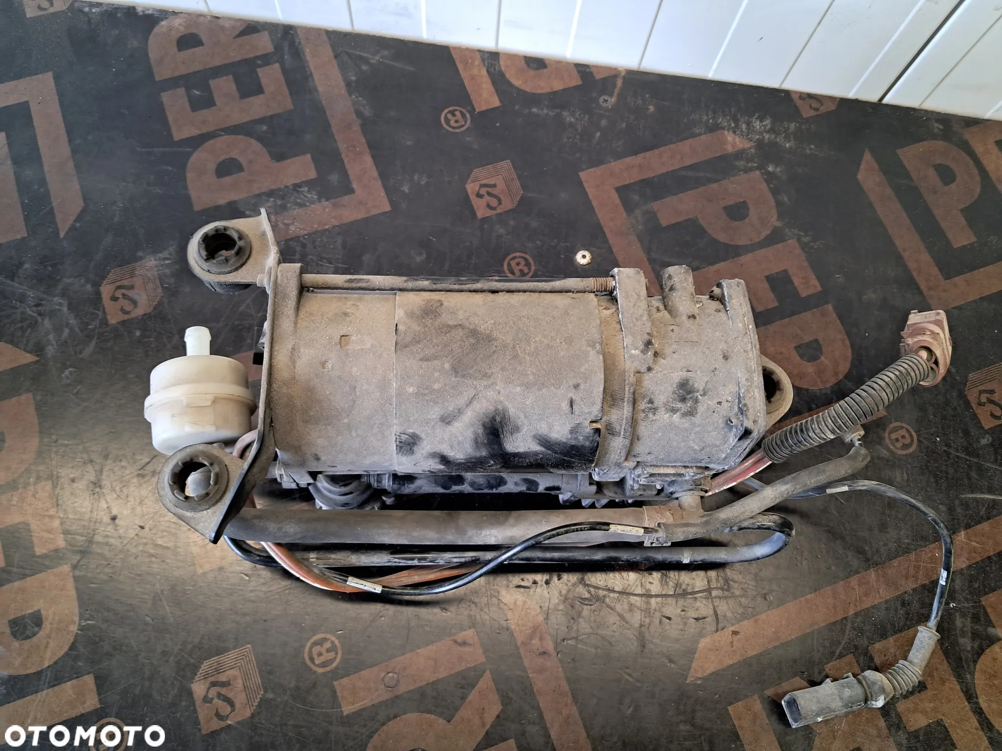 Kompresor Pompa Sprężarka Zawieszenia Pneumatycznego 4F0616005D Audi A6 C6 - 4