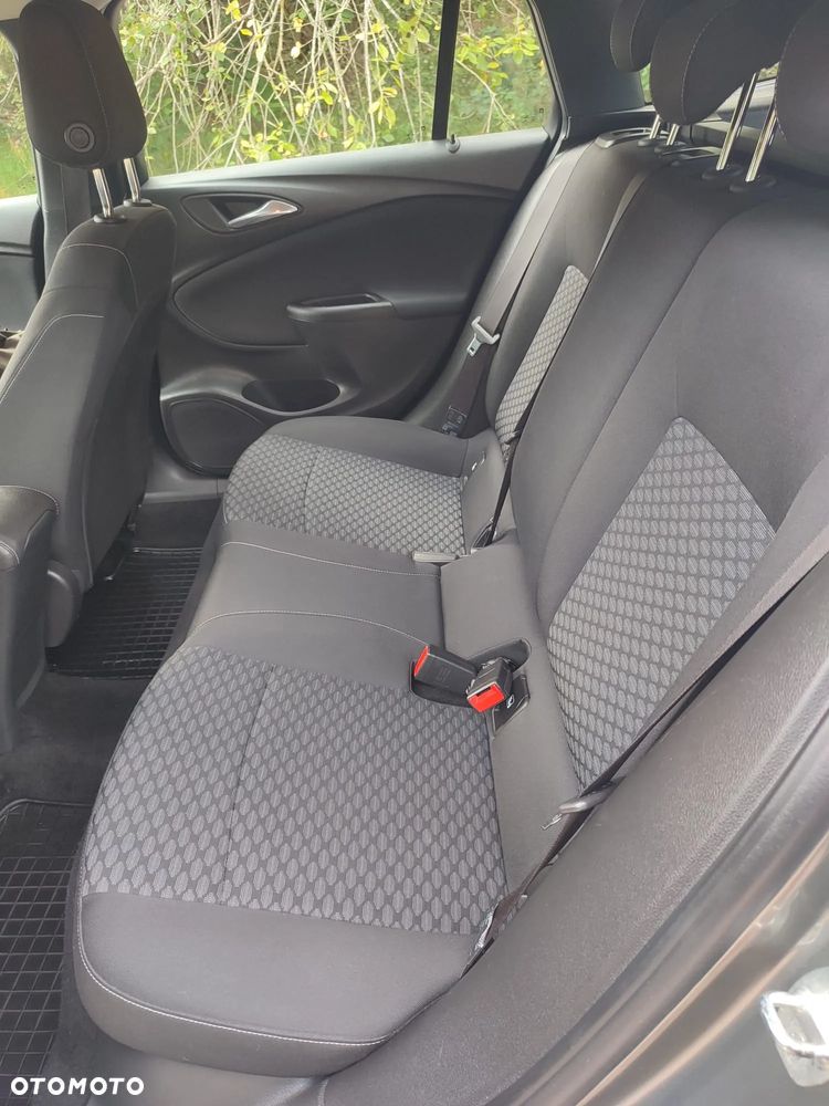 Opel Astra V 1.4 T Enjoy - 9