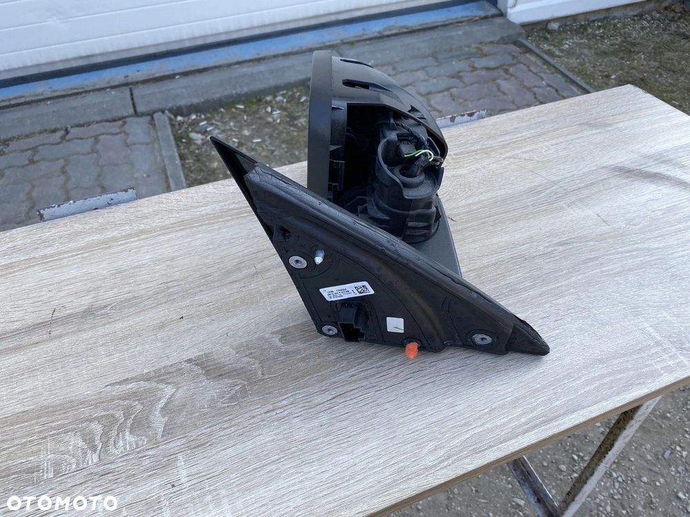 LUSTERKO LEWE FORD KUGA MK3 11 PIN LV4B17683DE - 4