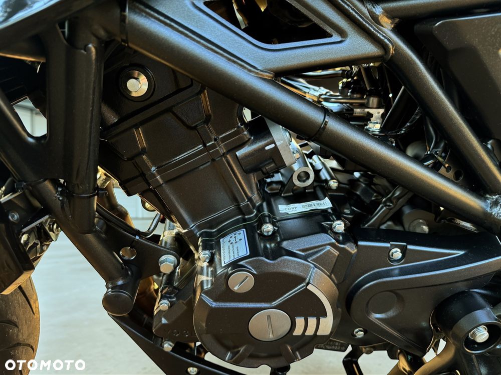 VOGE R125 - 27