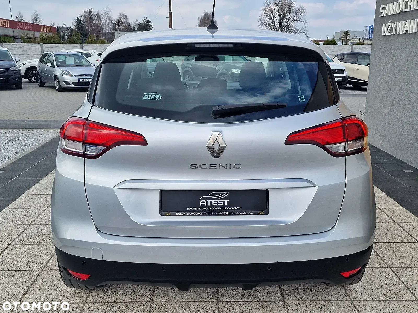 Renault Scenic 1.5 dCi Bose EDC - 8