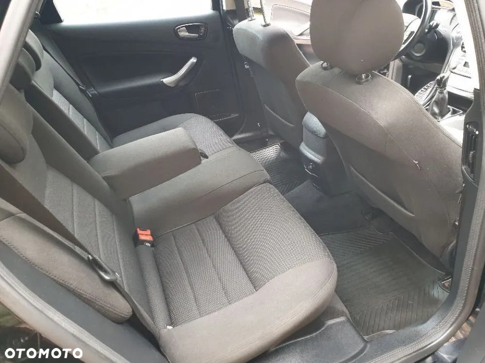 Ford Mondeo 2.0 Titanium - 22