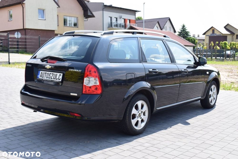 Chevrolet Nubira - 8