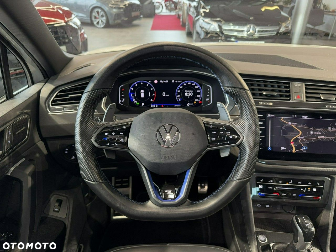 Volkswagen Tiguan - 27