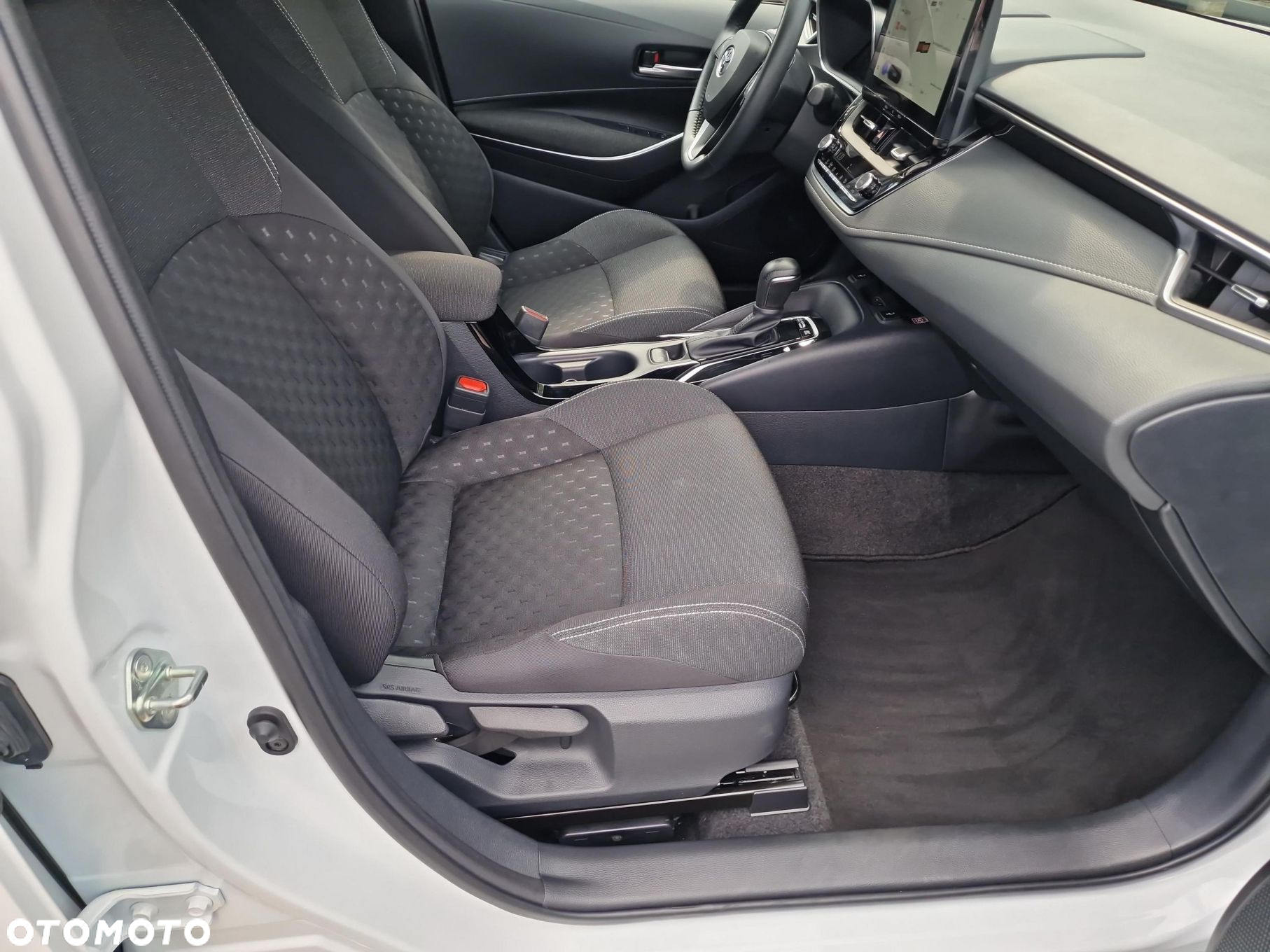 Toyota Corolla - 14