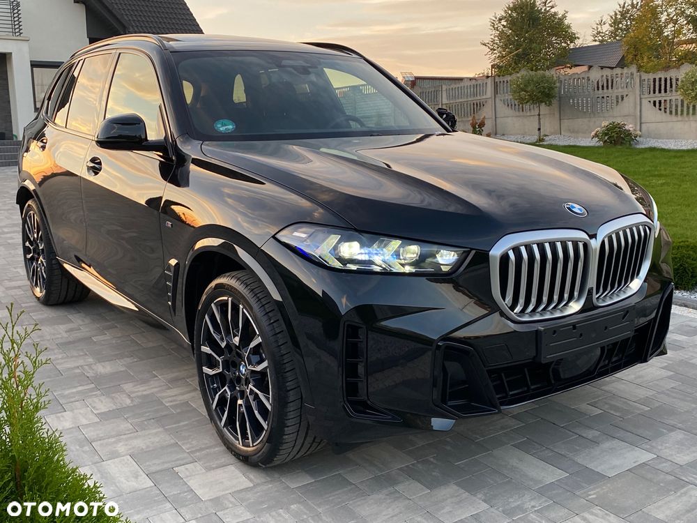 BMW X5 xDrive30d mHEV - 33