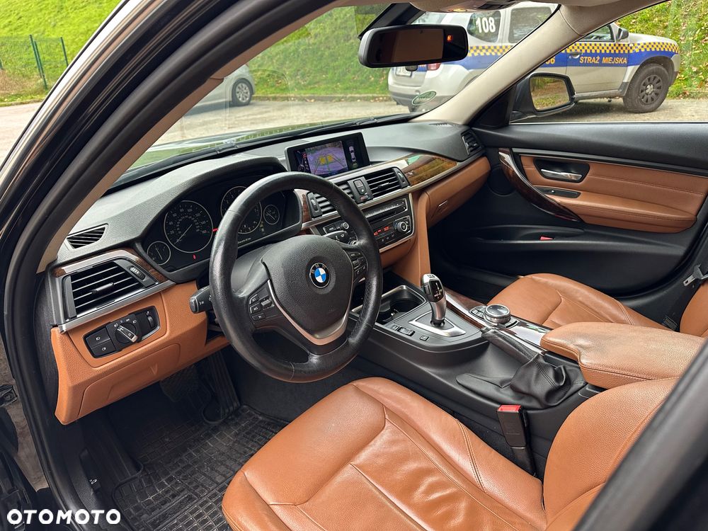 BMW Seria 3 328i xDrive Luxury Line - 6