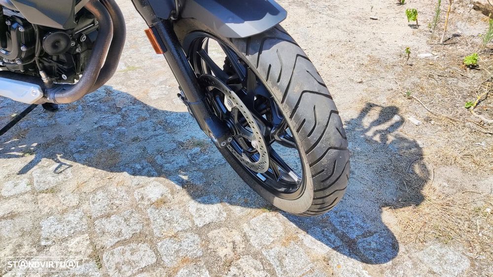 BMW F 750 GS Triple Black - 29