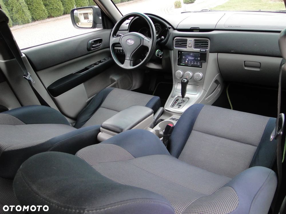 Subaru Forester 2.0 XC Celebration - 17