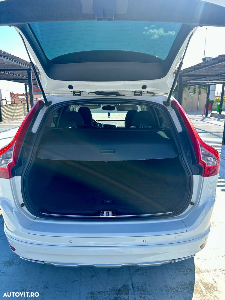 Volvo XC 60 D4 VEA Start-Stop Momentum - 18