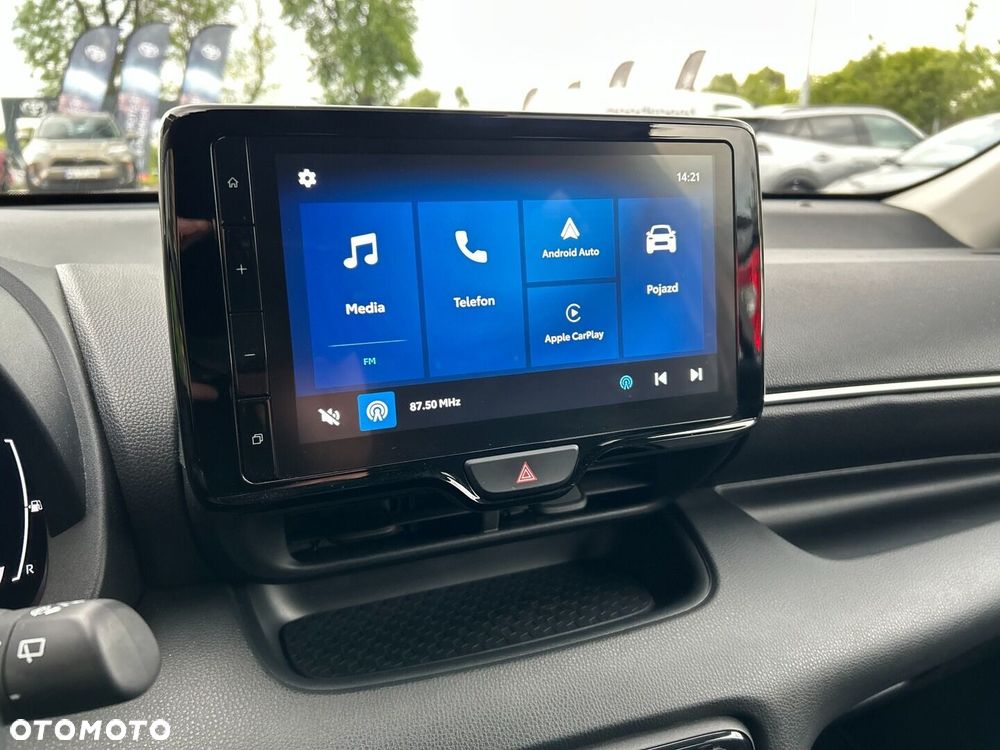 Toyota Yaris Hybrid 1.5 Style - 16