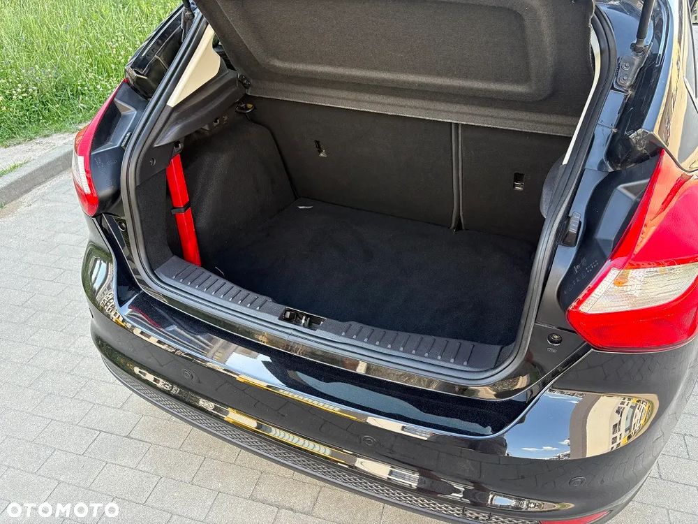 Ford Focus - 8