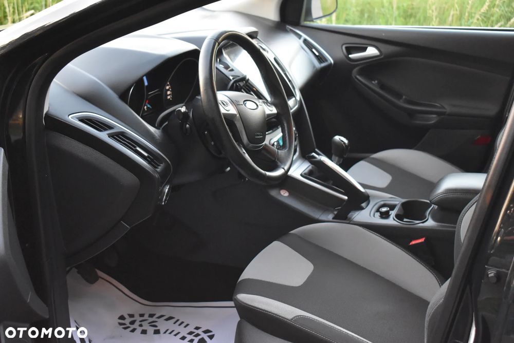 Ford Focus 1.0 EcoBoost Titanium - 18