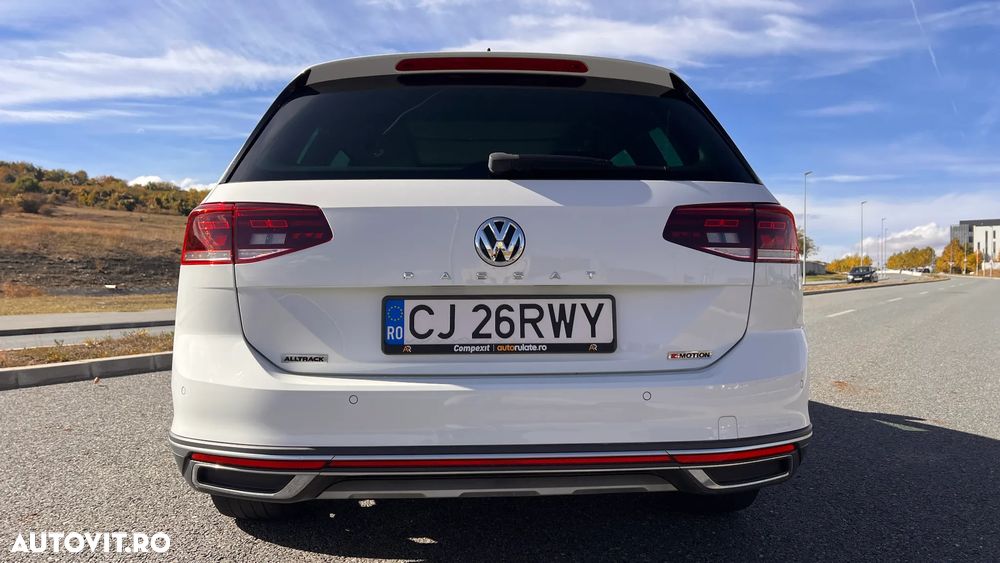 Volkswagen Passat Alltrack 2.0 TDI DSG 4Motion - 11