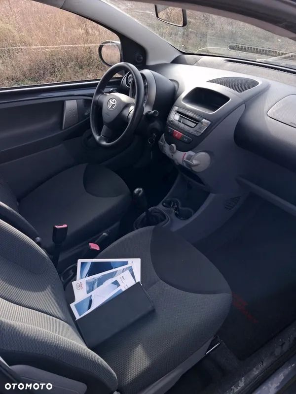 Toyota Aygo Team - 5