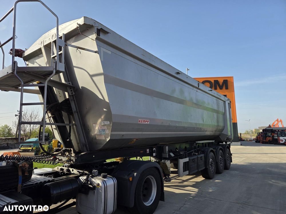 Kempf 50m3 FIER VECHI, 2017, axe BPW, Usi spate, Axa liftabila, jante aluminiu, Scena vizitare, prelata, Carte identitate RAR, rulata in Germania, posibilitate leasing-PROMOTIE 20.900 EUR+Tva - 4