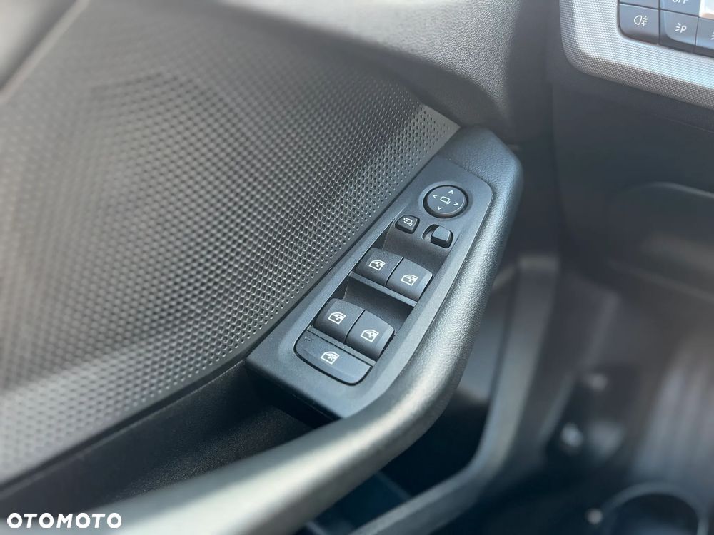 BMW Seria 1 120d Advantage - 19