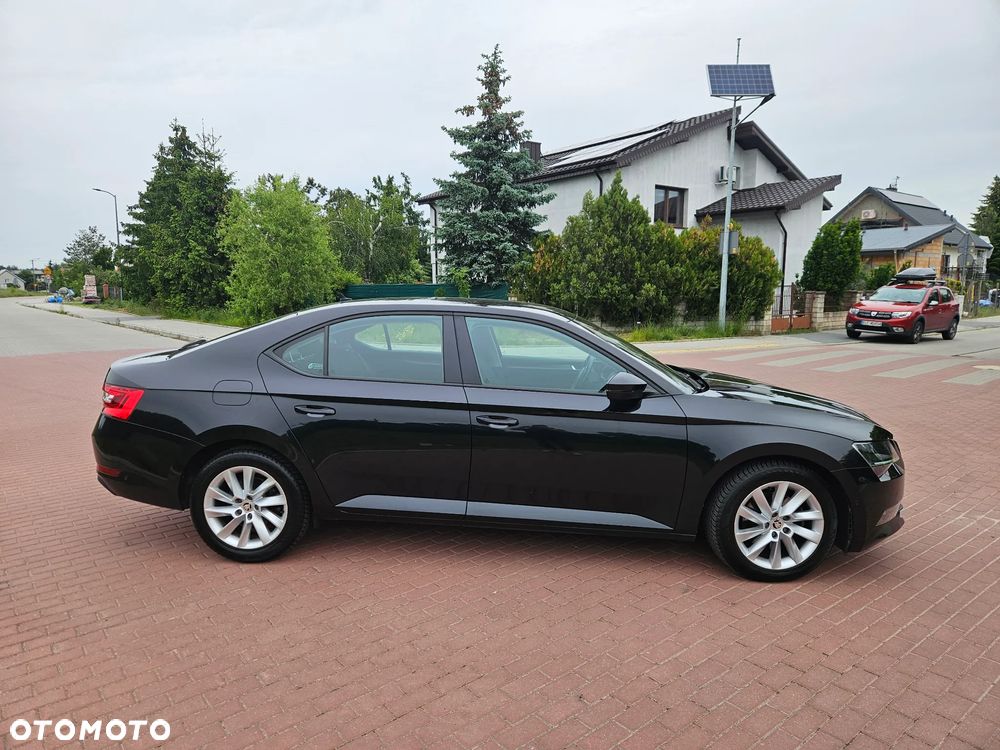 Skoda Superb 1.8 TSI Active DSG - 6