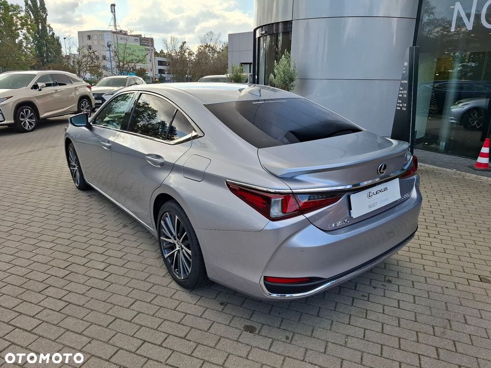 Lexus ES 300h Business Edition - 2