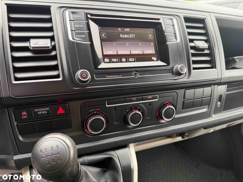 Volkswagen Transporter  T6 - 12