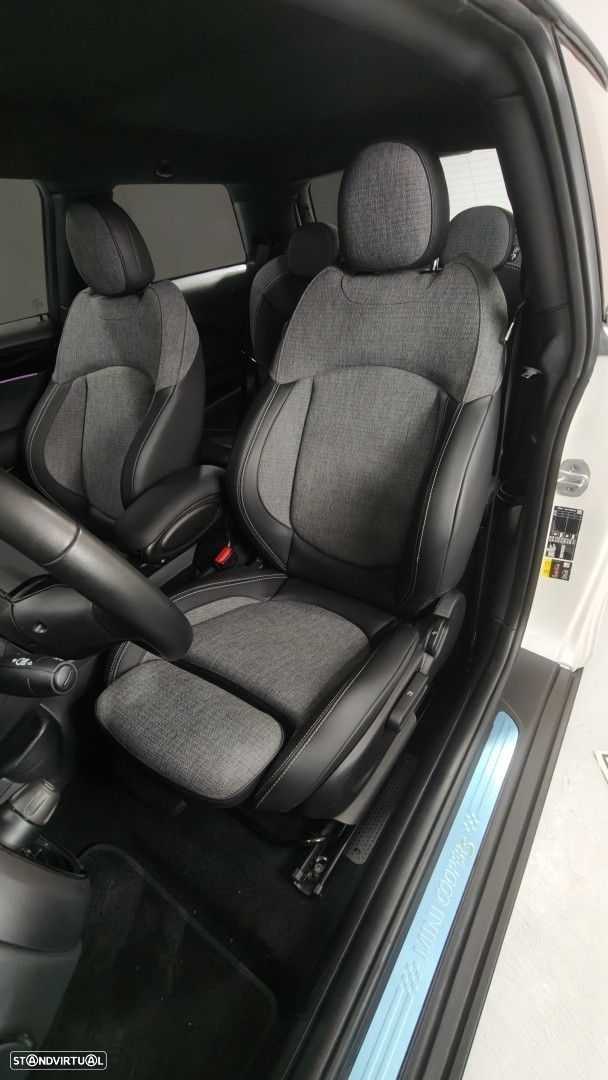 MINI 3 Portas Cooper SE Premium Essential - 51