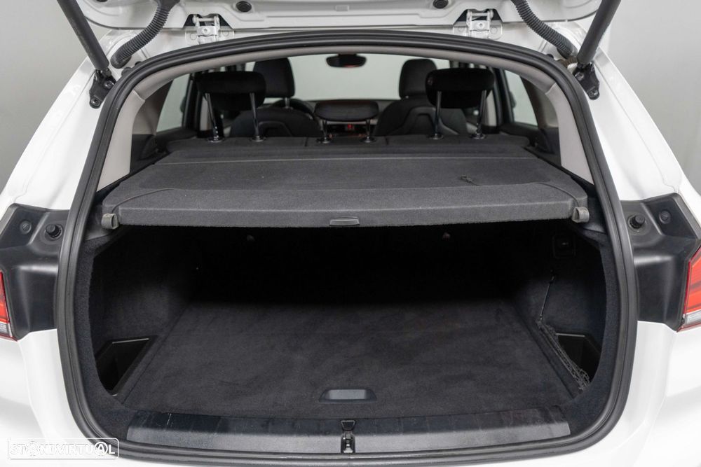 BMW X1 25 e xDrive Corporate Edition - 12