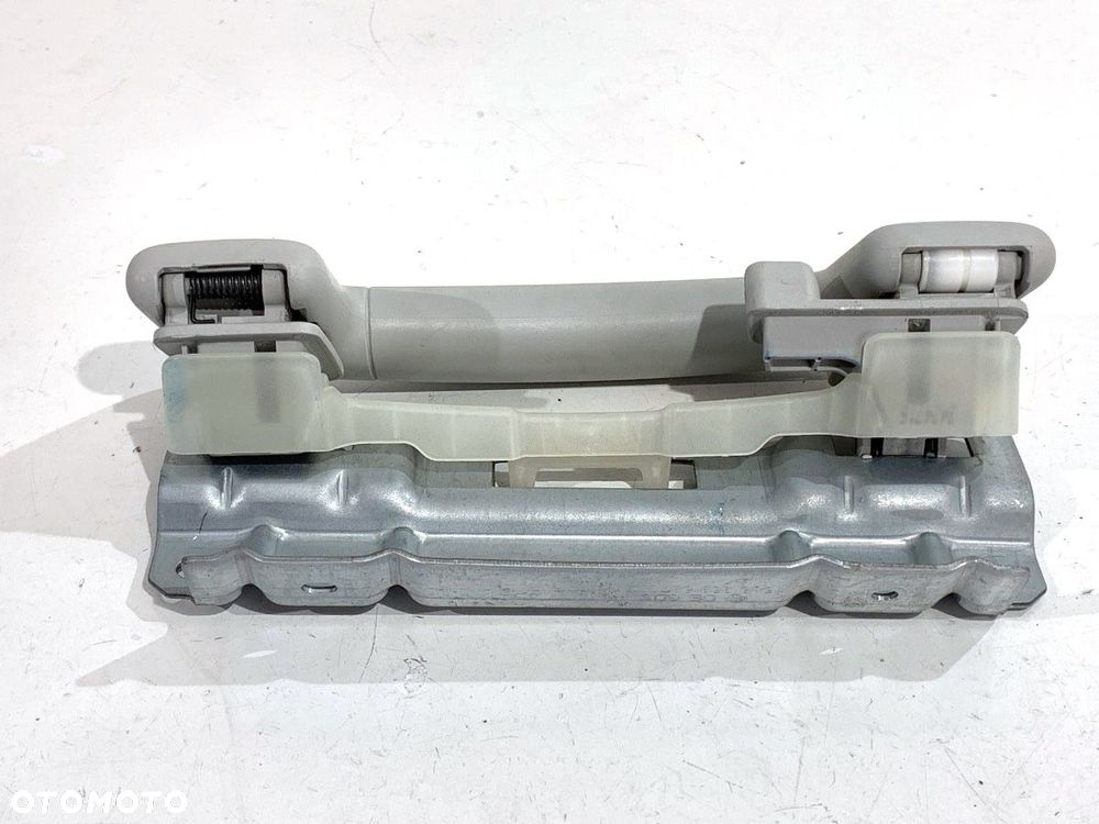 UCHWYT RĄCZKA PODSUFITKI TYŁ LEWA - 99.00 PLN - VW GOLF VII (5G1, BQ1, BE1, BE2) 2012 - 2022 1.6 - 2