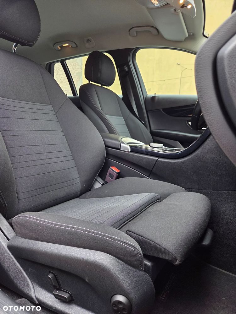 Mercedes-Benz Klasa C 200 d 9G-TRONIC - 15
