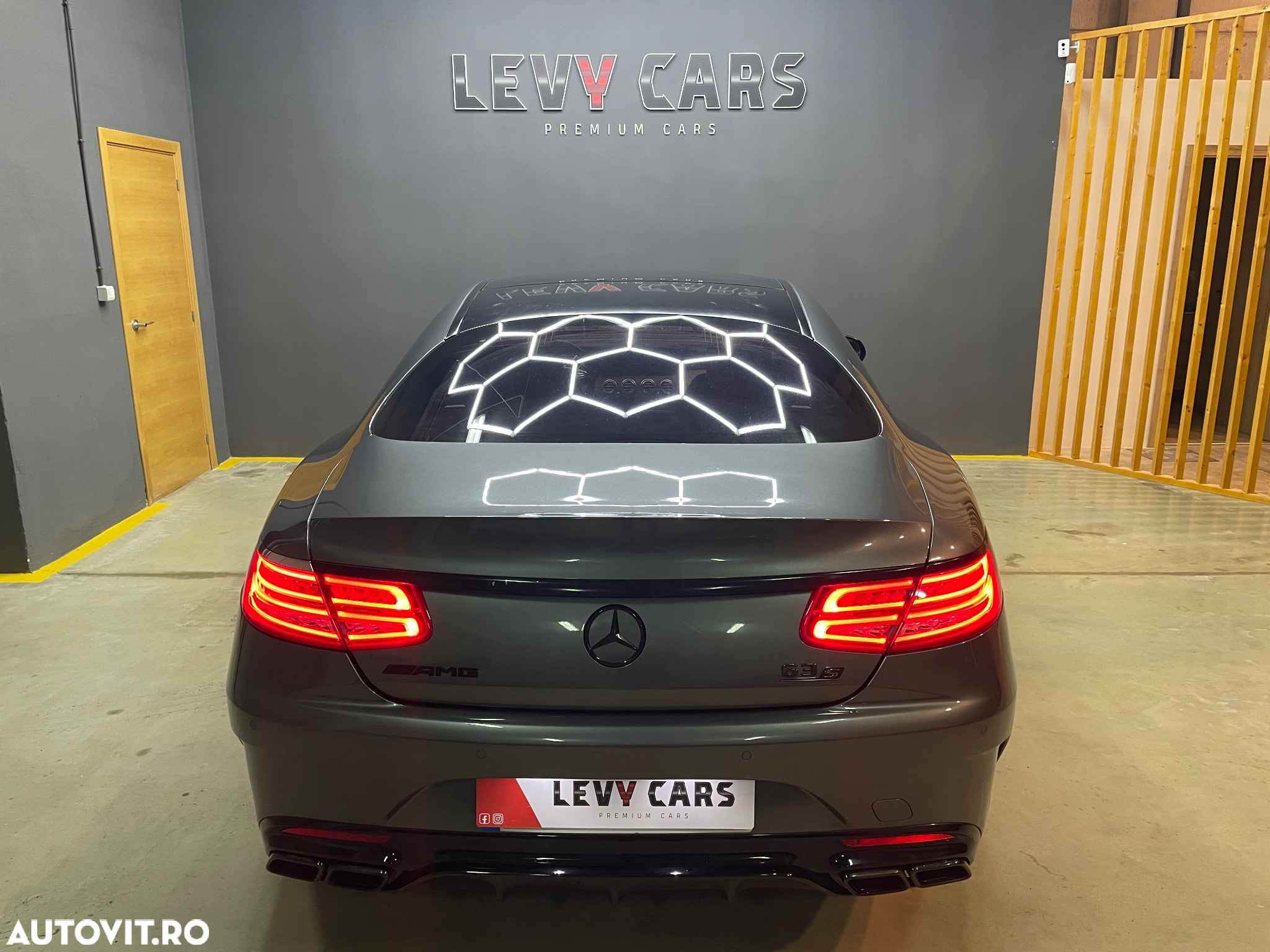Mercedes-Benz S 63 AMG 4MATIC Coupe Aut - 35