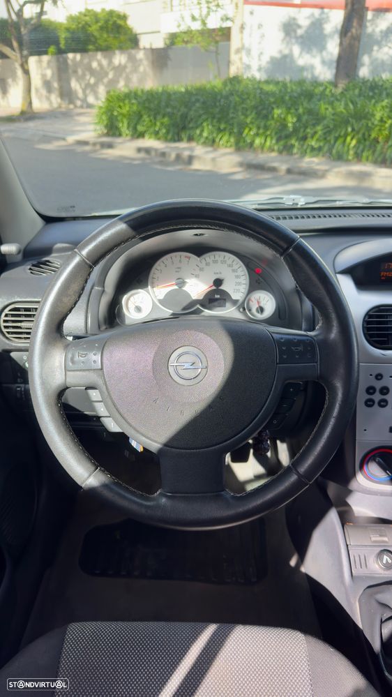 Opel Corsa 1.2 Twinport Enjoy - 12